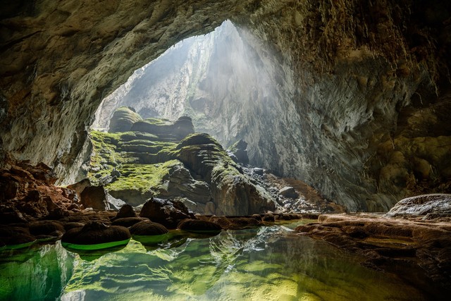 Hang Sơn Đoòng được bình chọn một trong những điểm du lịch tuyệt vời nhất trên thế giới - Ảnh 1.