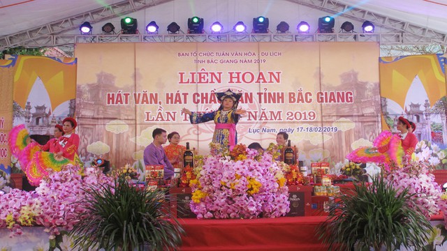 Liên hoan hát Văn, hát Chầu văn tỉnh Bắc Giang: Nhiều tiết mục xuất sắc đã được trao giải thưởng - Ảnh 1.
