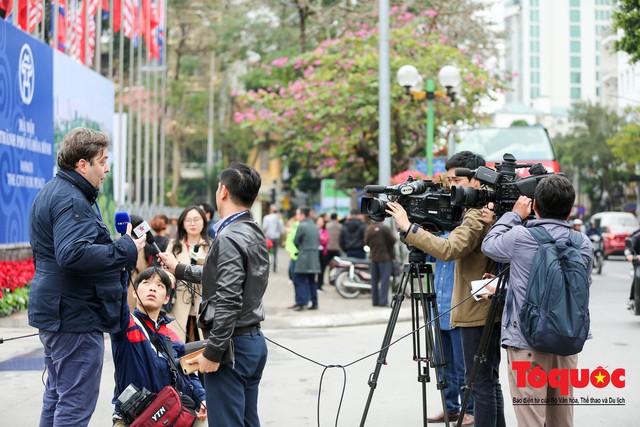 Hàng trăm phóng viên, báo chí chạy đua thông tin trước thềm hội nghị thượng đỉnh Mỹ - Triều - Ảnh 20.