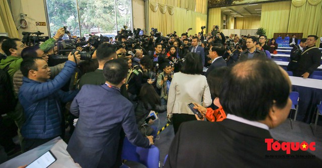 Hàng trăm phóng viên, báo chí chạy đua thông tin trước thềm hội nghị thượng đỉnh Mỹ - Triều - Ảnh 19.