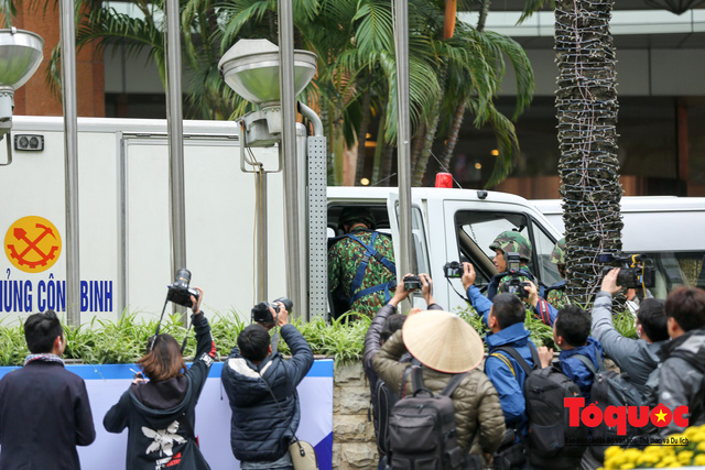 Hàng trăm phóng viên, báo chí chạy đua thông tin trước thềm hội nghị thượng đỉnh Mỹ - Triều - Ảnh 17.