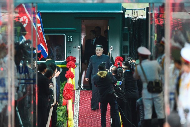 Toàn cảnh lễ đón Chủ tịch Triều Tiên Kim Jong-un tại ga Đồng Đăng - Ảnh 1.