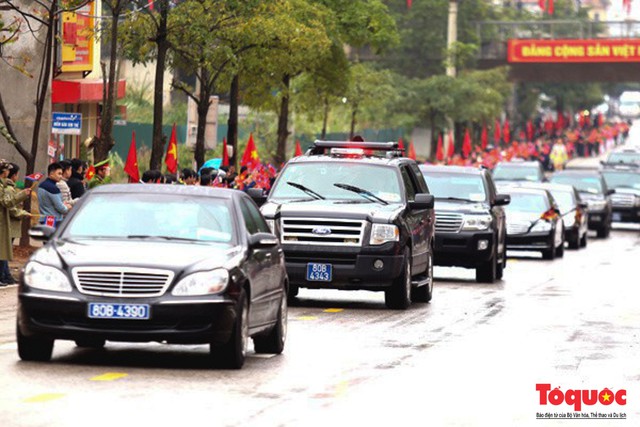 Chiêm ngưỡng đoàn xe Chủ tịch Kim Jong-un được xe bọc thép hộ tống trên đường phố Hà Nội - Ảnh 6.