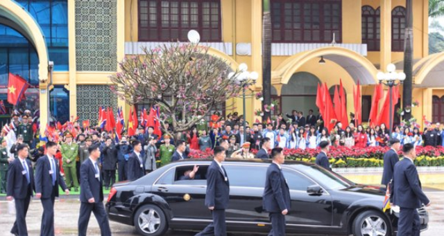 Toàn cảnh lễ đón Chủ tịch Triều Tiên Kim Jong-un tại ga Đồng Đăng - Ảnh 9.