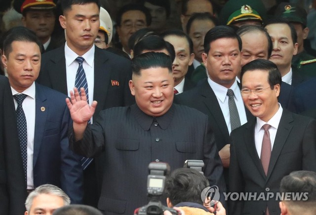 Toàn cảnh lễ đón Chủ tịch Triều Tiên Kim Jong-un tại ga Đồng Đăng - Ảnh 2.