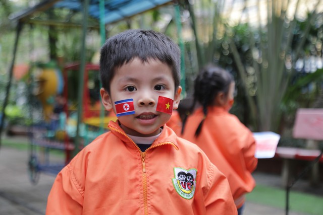 Phóng viên quốc tế dành sự quan tâm đặc biệt đến ngôi trường hữu nghị của hai nước Việt Nam - Triều Tiên - Ảnh 8.