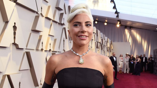 Lady Gaga nổi bật với trang sức 30 triệu đô nhưng vẫn gặp những đồng nghiệp đáng gờm khác tại lễ trao giải Oscar 2019 - Ảnh 1.