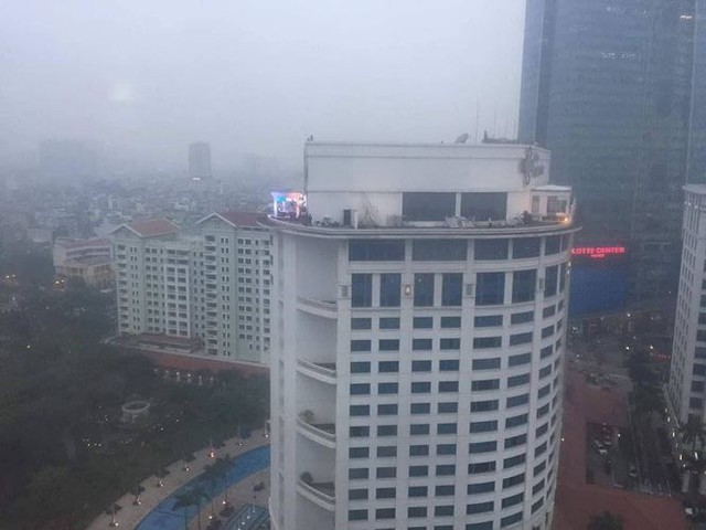 Choáng váng với trường quay dã chiến dựng ngay trên nóc khách sạn phục vụ Hội nghị Thượng đỉnh Mỹ- Triều - Ảnh 4.