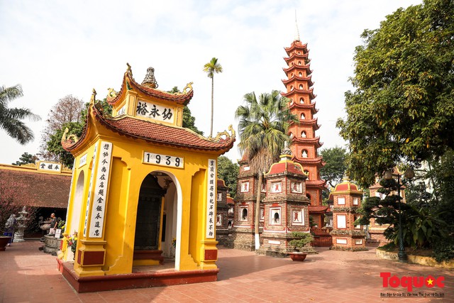Những địa điểm du lịch tâm linh của Hà Nội dịp Tết Nguyên đán 2019 - Ảnh 13.