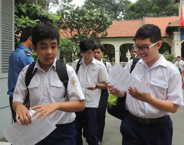Hơn 30.000 học sinh TP Hồ Chí Minh sẽ trượt lớp 10 công lập - Ảnh 1.