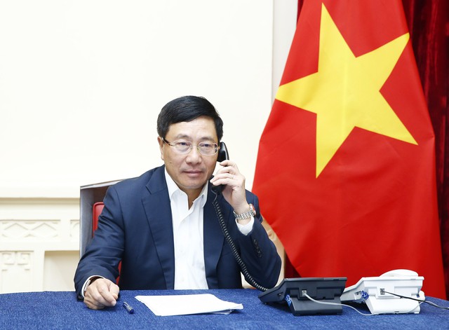 Phó Thủ tướng Phạm Bình Minh điện đàm với Bộ trưởng Ngoại giao Malaysia: Đề nghị trả tự do cho công dân Đoàn Thị Hương - Ảnh 1.