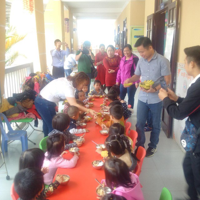 Tặng chuối già lùn cải thiện dinh dưỡng cho 4.400 trẻ em huyện miền núi Thừa Thiên Huế - Ảnh 1.