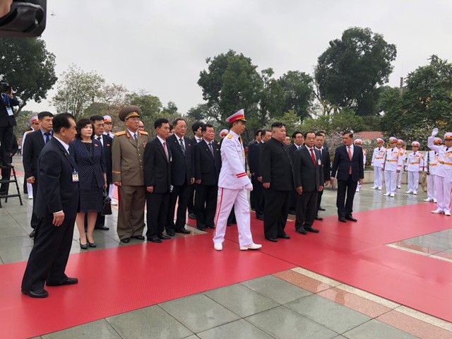 Chủ tịch Triều Tiên Kim Jong-un viếng lăng Chủ tịch Hồ Chí Minh - Ảnh 14.