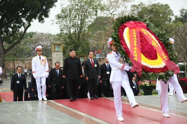 Chủ tịch Triều Tiên Kim Jong-un viếng lăng Chủ tịch Hồ Chí Minh - Ảnh 13.