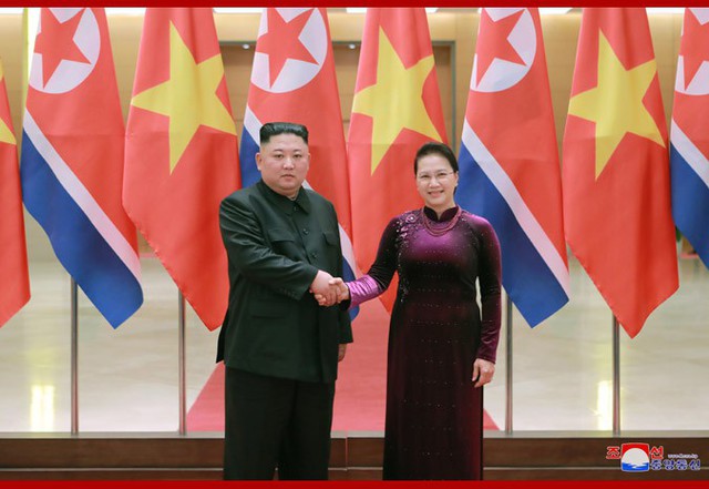 Món quà Chủ tịch Kim Jong- un mang từ Việt Nam về Triều Tiên là gì? - Ảnh 4.