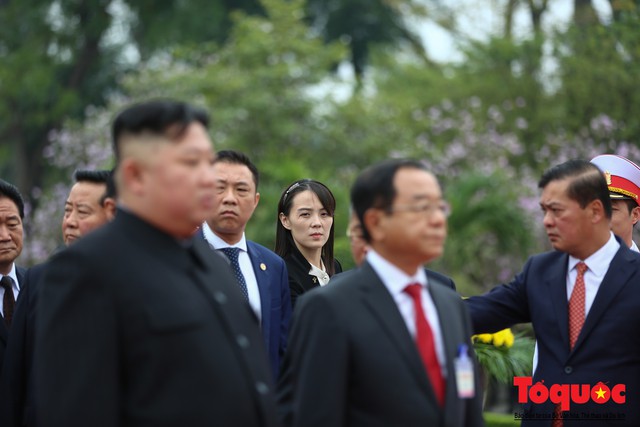 Những bóng hồng quyền lực tháp tùng Chủ tịch Triều Tiên Kim Jong-un tới Hà Nội - Ảnh 7.