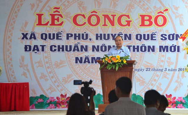Thủ tướng Nguyễn Xuân Phúc dự lễ công bố xã đạt chuẩn nông thôn mới - Ảnh 2.