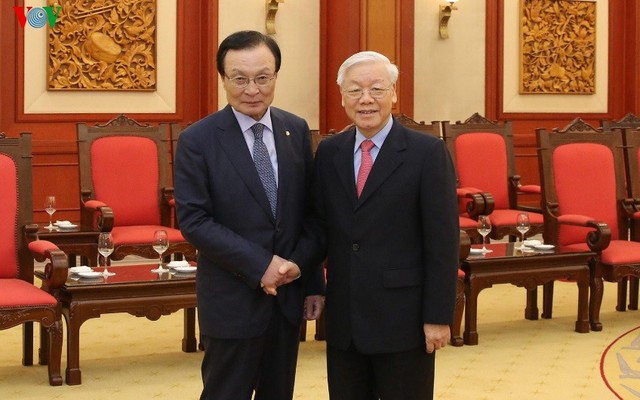Tổng Bí thư, Chủ tịch nước tiếp đoàn Đảng Dân chủ Đồng hành Hàn Quốc - Ảnh 1.