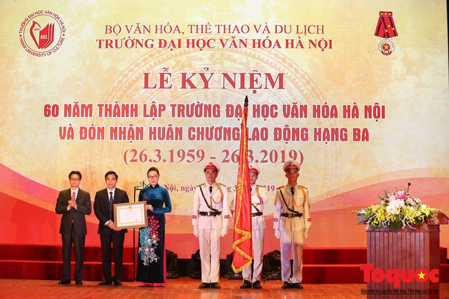 Trường Đại học Văn hóa Hà Nội kỷ niệm 60 năm ngày thành lập và đón nhận Huân chương Lao động hạng Ba - Ảnh 6.