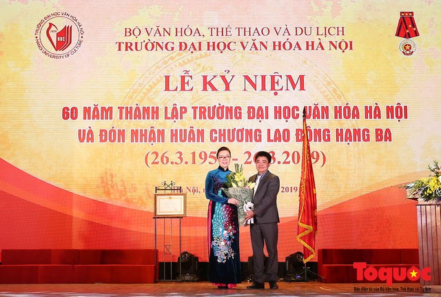 Trường Đại học Văn hóa Hà Nội kỷ niệm 60 năm ngày thành lập và đón nhận Huân chương Lao động hạng Ba - Ảnh 8.