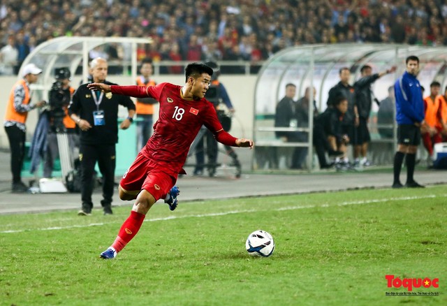Đồng đội của Hà Đức Chinh tại Đội tuyển quốc gia rầm rộ tán thưởng U23 Việt Nam sau trận thắng đậm Thái Lan - Ảnh 1.