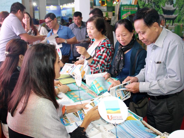 Hơn 4.000 lượt khách tham quan gian hàng du lịch Bình Thuận - Ảnh 1.