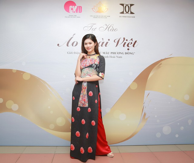 NTK Đỗ Trịnh Hoài Nam ra mẫu áo dài trị giá hàng trăm triệu đồng - Ảnh 2.