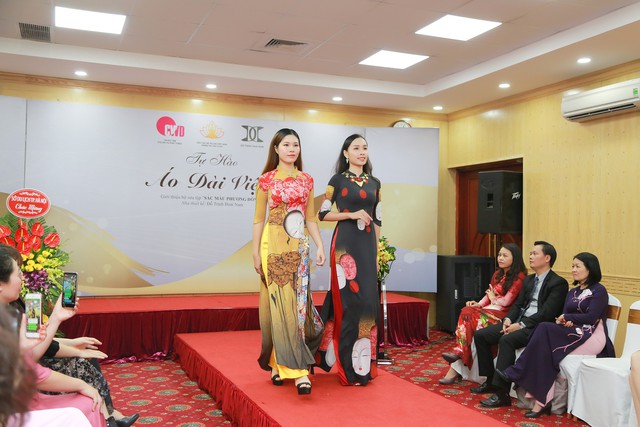 NTK Đỗ Trịnh Hoài Nam ra mẫu áo dài trị giá hàng trăm triệu đồng - Ảnh 4.
