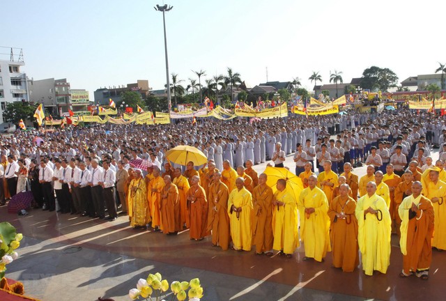 Đại lễ Phật Đản 2020 tổ chức trực tuyến, không quá 20 người tham dự - Ảnh 1.