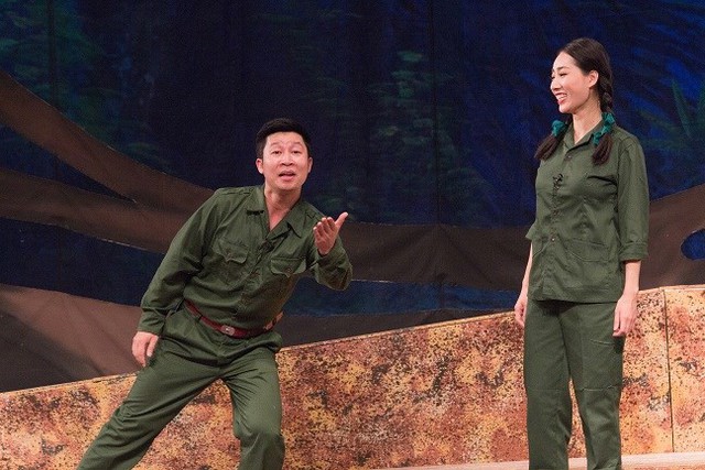 Mạnh Hưng, Việt Dũng với lối diễn duyên dáng, hóm hỉnh trong vở kịch Đôi mắt - Ảnh 2.