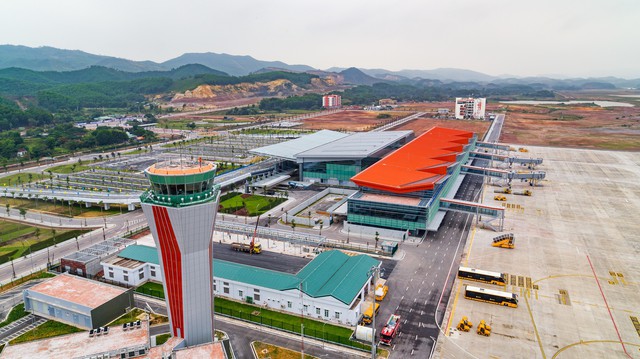 Hàng loạt thỏa thuận được ký kết, sân bay Vân Đồn đặt tham vọng cho thị trường quốc tế  - Ảnh 2.