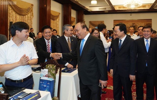 Thủ tướng Nguyễn Xuân Phúc nhấn mạnh đến 3 yếu tố để góp phần đưa du lịch trở thành ngành kinh tế mũi nhọn - Ảnh 1.