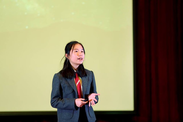 Cô bé 14 tuổi báo động vấn đề “ô nhiễm ánh sáng” trên sân khấu TEDX - Ảnh 1.
