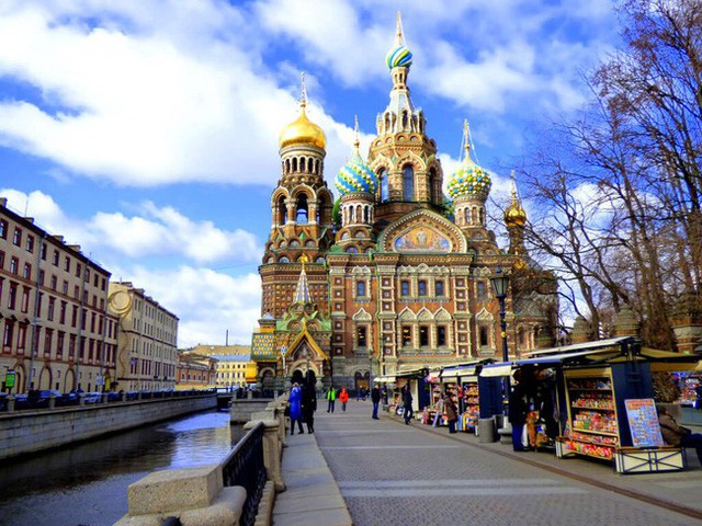 Thành phố St. Petersburg của Nga thu thuế du lịch - Ảnh 1.