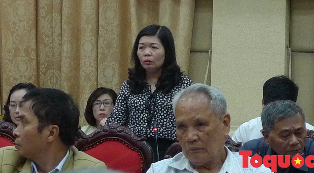 Thầy giáo bị tố dâm ô bảy nam sinh ở trường THCS Trần Phú đã đi dạy trở lại - Ảnh 1.