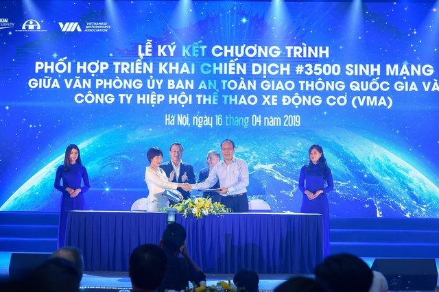 Ngôi sao điện ảnh Dương Tử Quỳnh thảo luận bàn tròn với các đại sứ nhỏ Vinschool trong chiến dịch 3500lives - Ảnh 2.