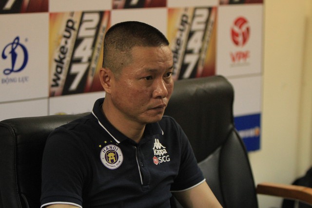 HLV trưởng Hà Nội FC Chu Đình Nghiêm: Tôi đánh giá đối thủ đáng gờm nhất là SLNA - Ảnh 1.
