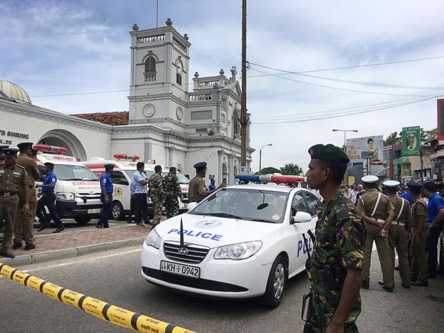 Đánh bom liên hoàn đẫm máu trong lễ Phục sinh tại Sri Lanka - Ảnh 4.