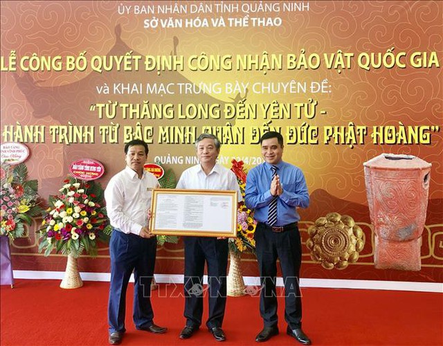 Bình gốm Đầu Rằm và Hộp vàng Ngọa Vân - Yên Tử được công nhận là Bảo vật quốc gia - Ảnh 1.