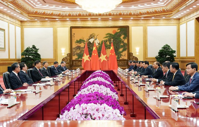 Chùm ảnh sáng làm việc đầu tiên của Thủ tướng tại Bắc Kinh - Ảnh 6.