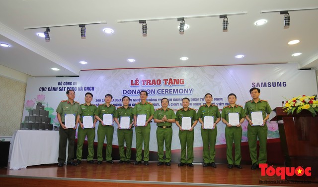 Samsung tặng ‘mắt thần’ cho lực lượng PCCC và CNCH Việt Nam - Ảnh 4.