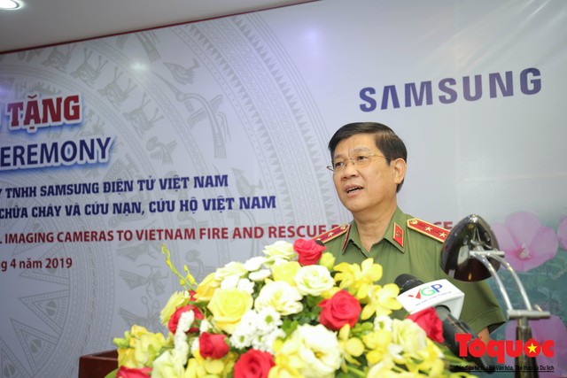 Samsung tặng ‘mắt thần’ cho lực lượng PCCC và CNCH Việt Nam - Ảnh 3.