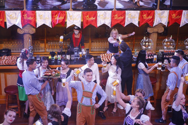 Cuồng nhiệt vũ hội, say men bia Đức chính hiệu, “Oktoberfest phiên bản Bà Nà” ngập tràn hứng khởi - Ảnh 3.