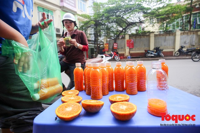 Bỏ bán cam chuyển sang bán nước cam nguyên chất, tiểu thương thu gần 100 triệu mỗi tháng - Ảnh 7.