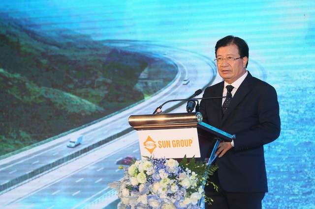 Chính thức khởi công dự án cao tốc Vân Đồn - Móng Cái dài nhất Quảng Ninh - Ảnh 1.
