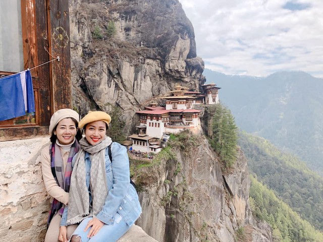 Mai Phương cùng khóc với Ốc Thanh Vân trong chuyến du lịch Bhutan - Ảnh 1.