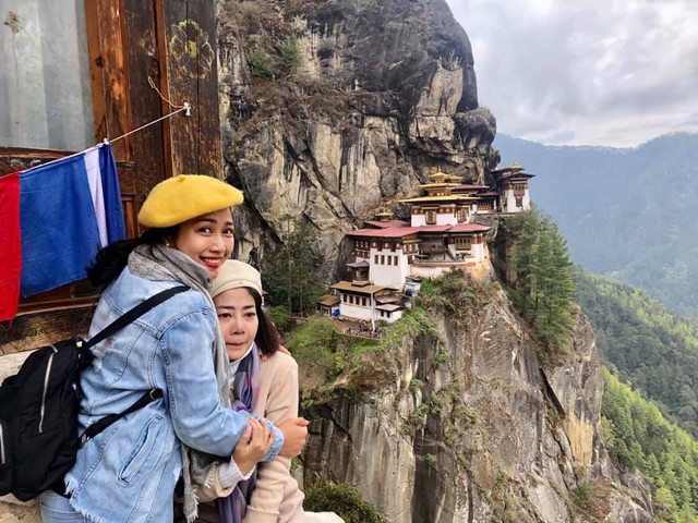 Mai Phương cùng khóc với Ốc Thanh Vân trong chuyến du lịch Bhutan - Ảnh 2.