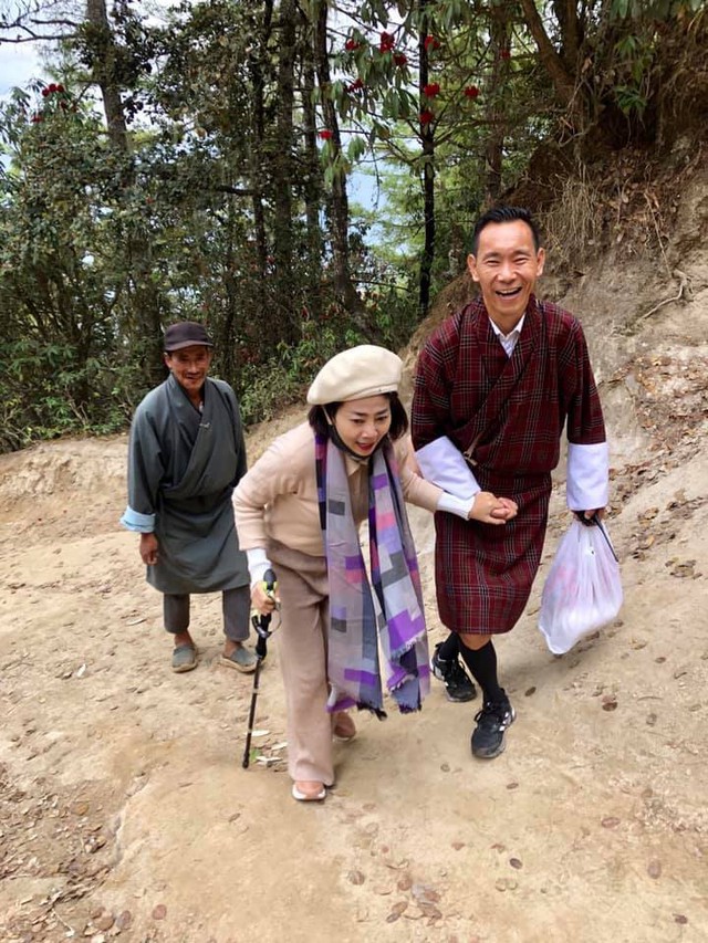 Mai Phương cùng khóc với Ốc Thanh Vân trong chuyến du lịch Bhutan - Ảnh 9.