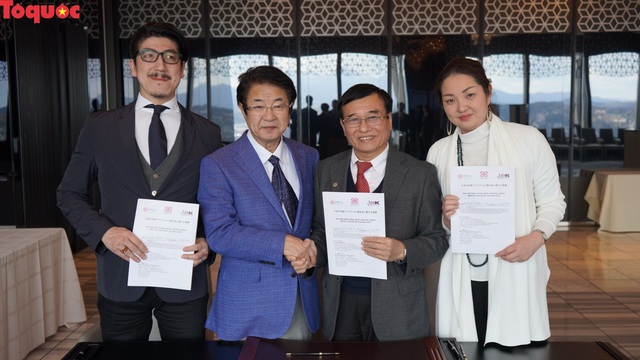 Một trường đại học ở Việt Nam ký hợp tác toàn diện chương trình dịch vụ nhà hàng chuẩn Nhật Bản với Tập đoàn M&K  - Ảnh 1.