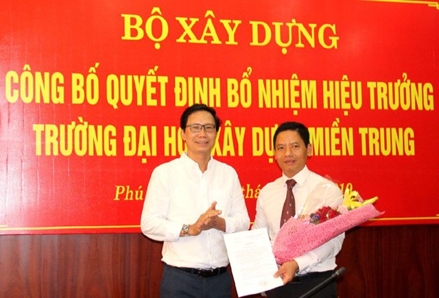 PGS.TS.KTS Nguyễn Vũ Phương được bổ nhiệm Hiệu trưởng trường Đại học Xây dựng miền Trung - Ảnh 1.